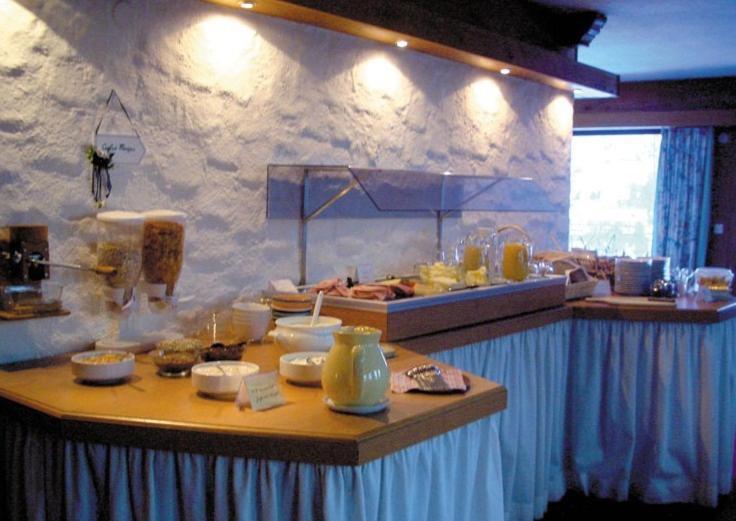 Oberdeisenhof Land- Und Wanderhotel Garni Baiersbronn Exteriör bild