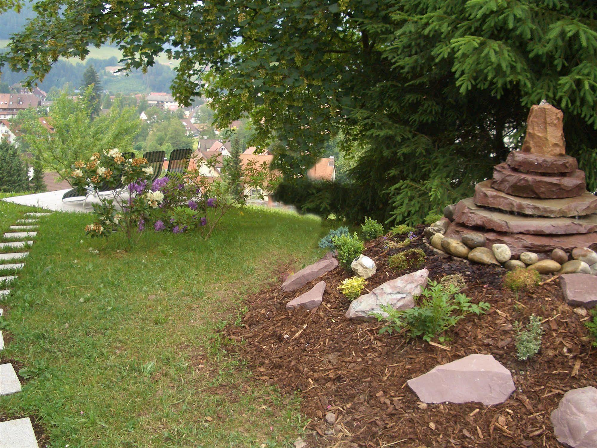 Oberdeisenhof Land- Und Wanderhotel Garni Baiersbronn Exteriör bild